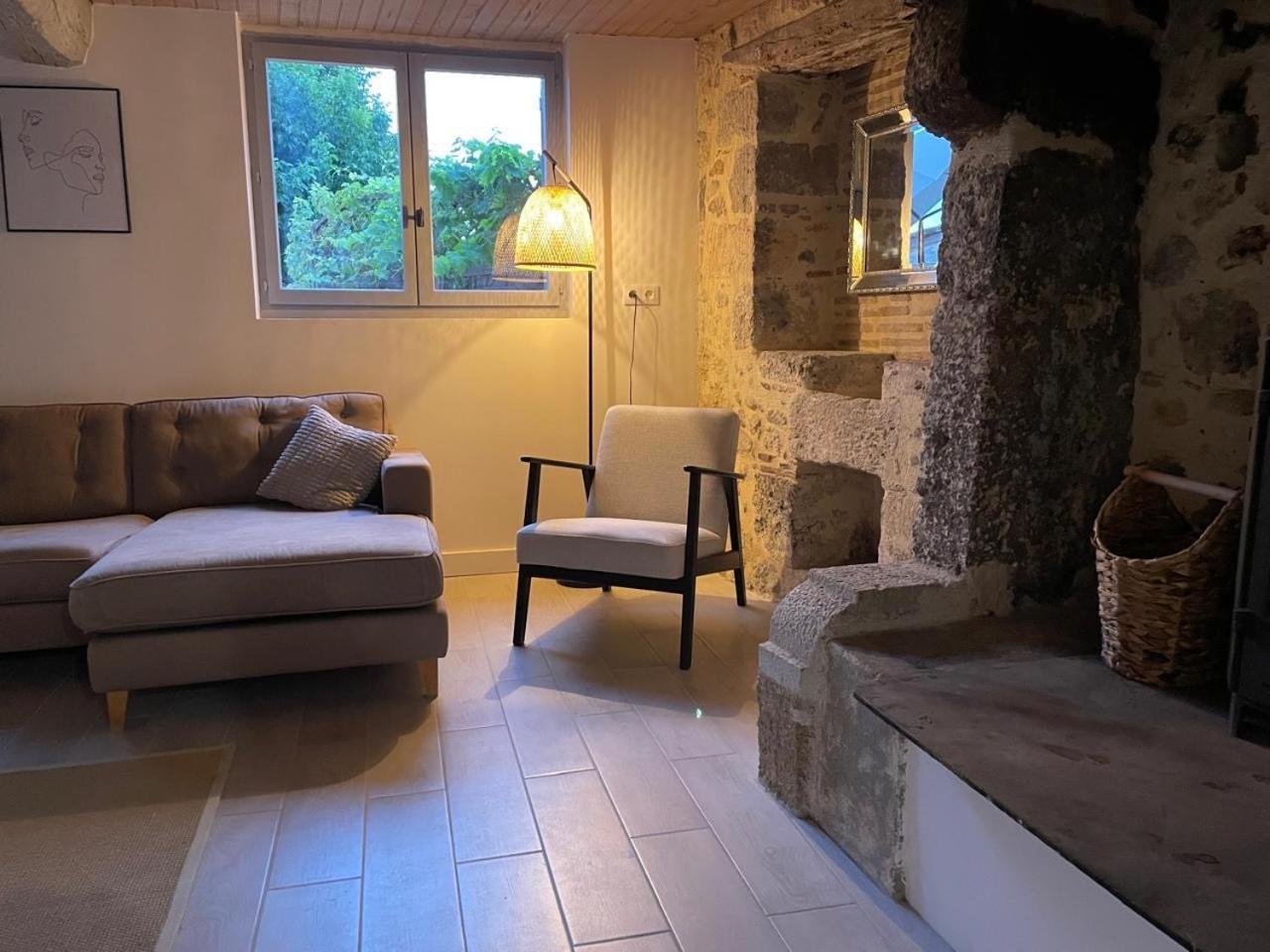 Gites De Verger, Stylish Self Catering Cottages In Sos Exteriör bild