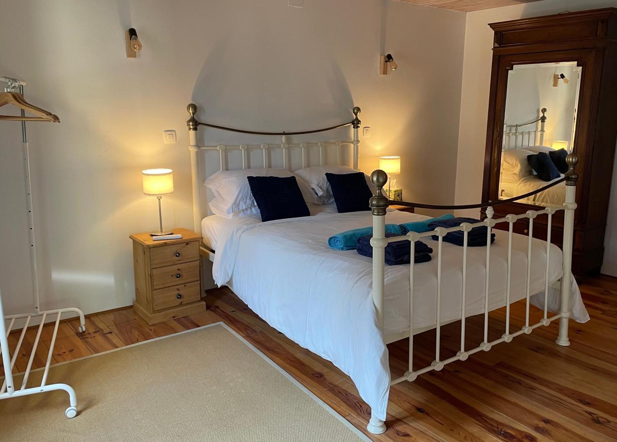 Gites De Verger, Stylish Self Catering Cottages In Sos Exteriör bild